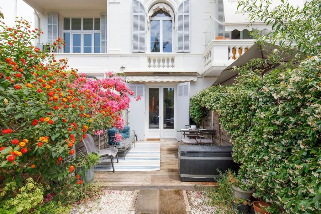 شقة L'Annonciade-Calme-Terrasse-Parking كان المظهر الخارجي الصورة